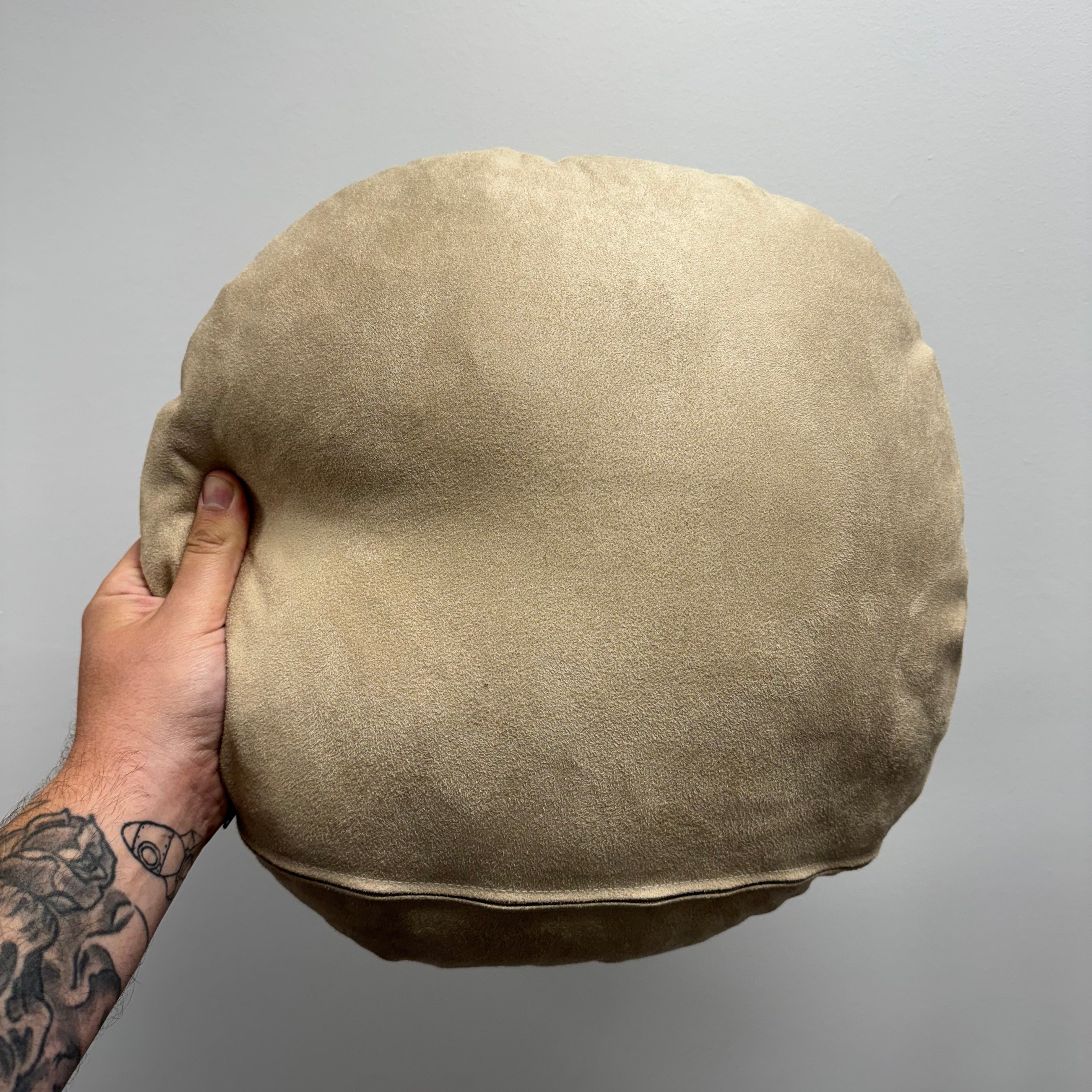 Custom Dog Photo Cushion - Round - Faux Suede Cushions Prodigi